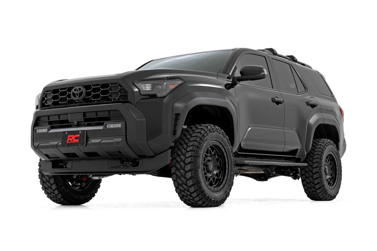 Toyota 4Runner Suspension Lift Kit - Front + Rear - Rough Country - M1 3.5-Inch - 2025+